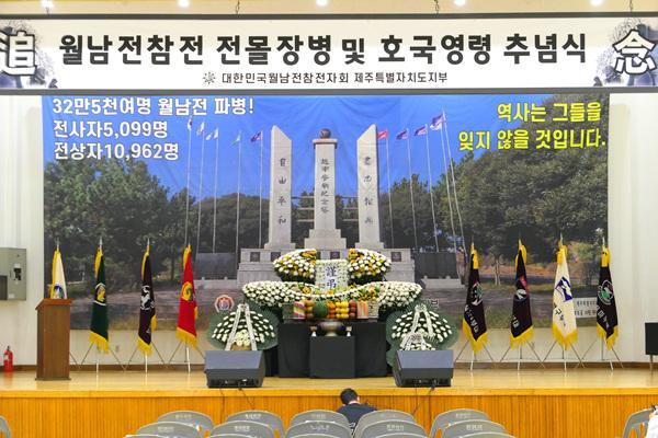 work-001.jpg
