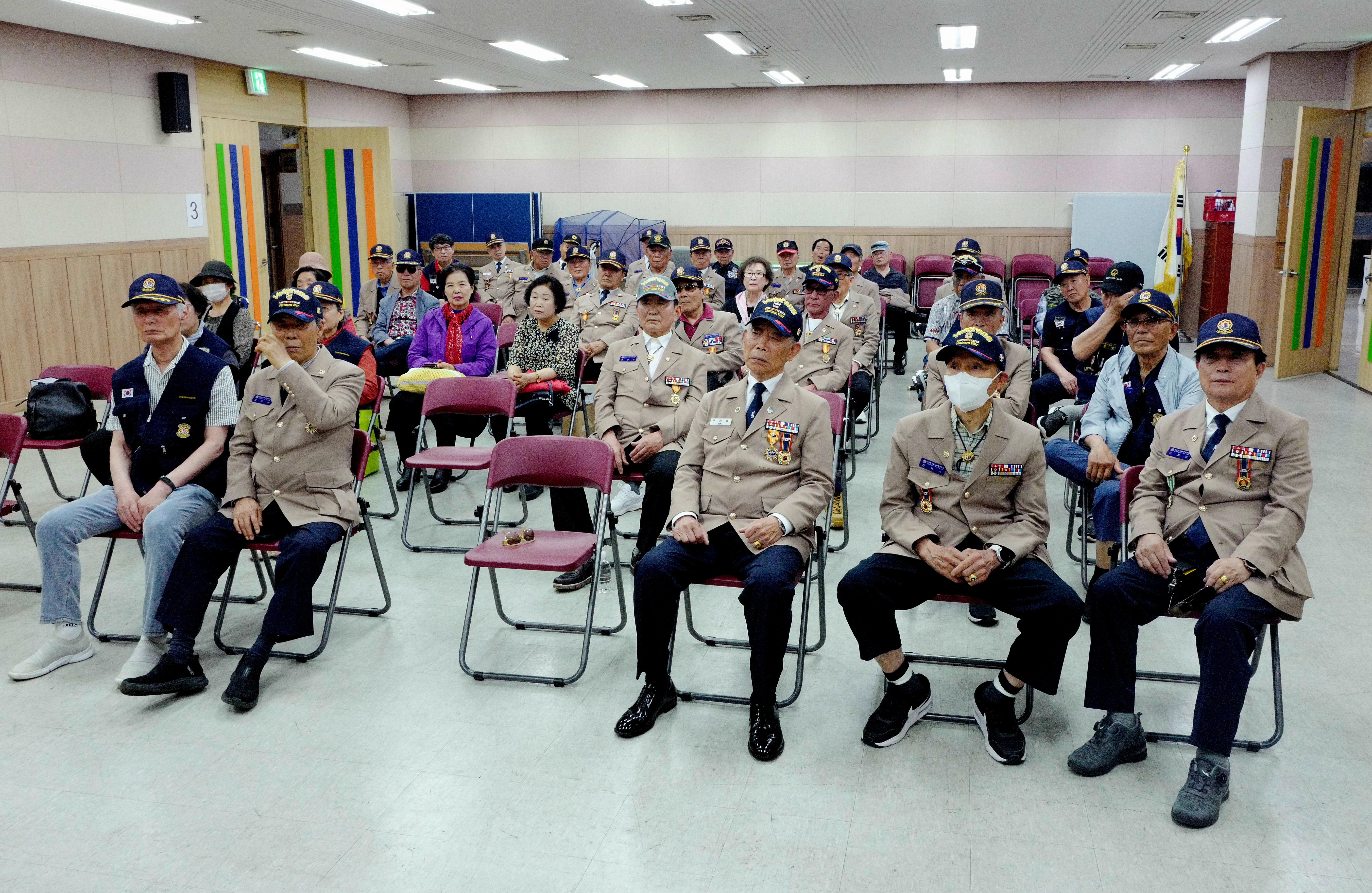 5월 문화행사(노래교실5.23).jpg